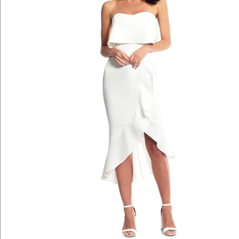 Xscape White Strapless Dress